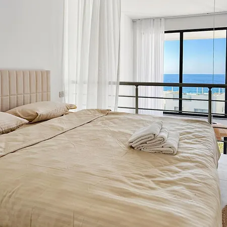 Luka Duplex Seaview And Terrace דירה